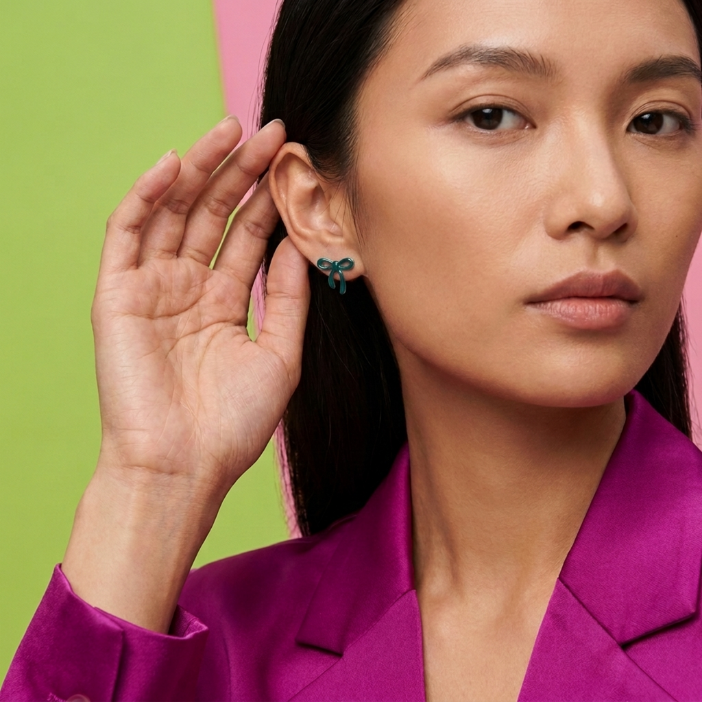 Moss Bow Studs